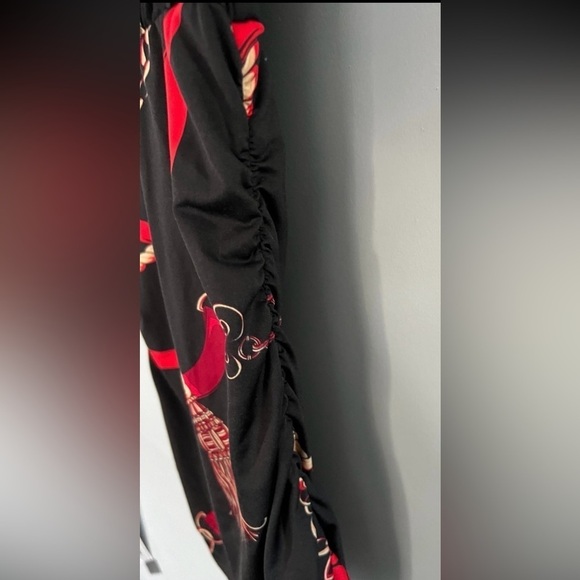 INC International Concepts - Black v-neck top with red/gold design - Picture 5 of 6